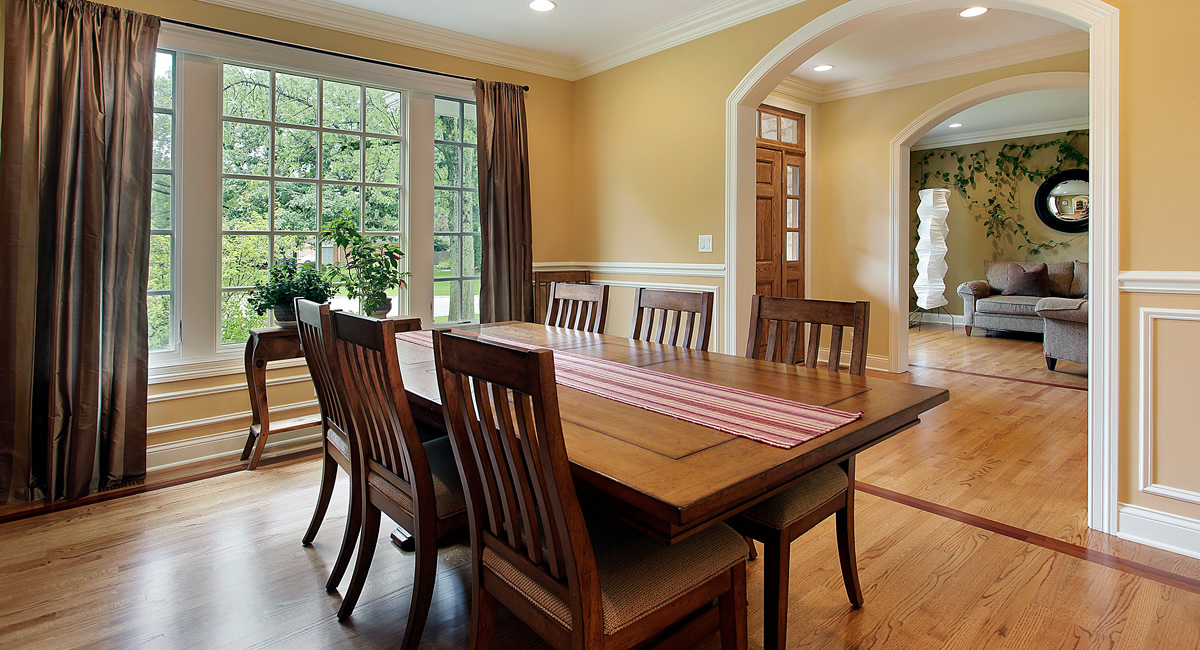 Larimer Dining Room Set